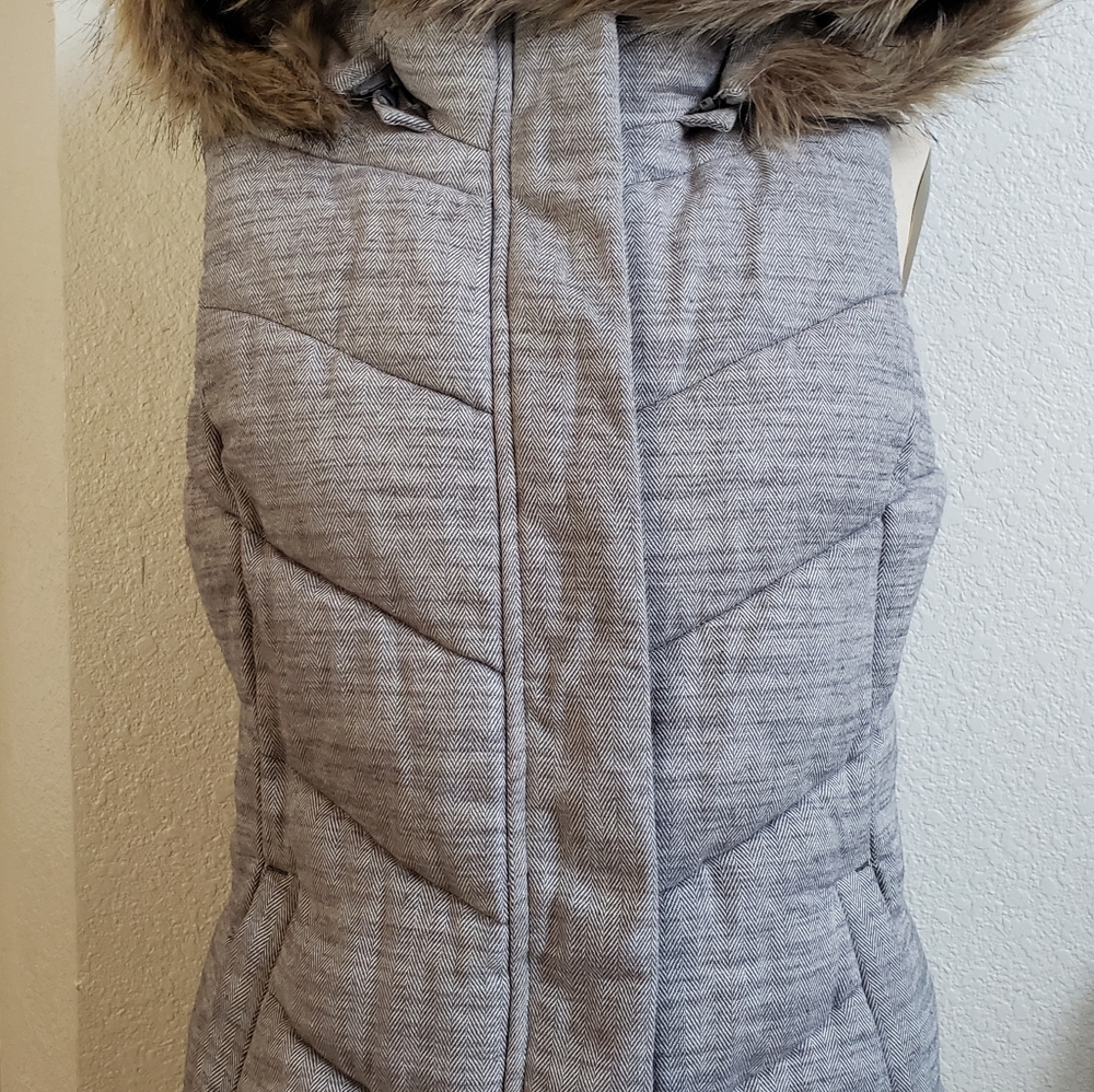Gap Herringbone Hooded Vest Diff Sizes